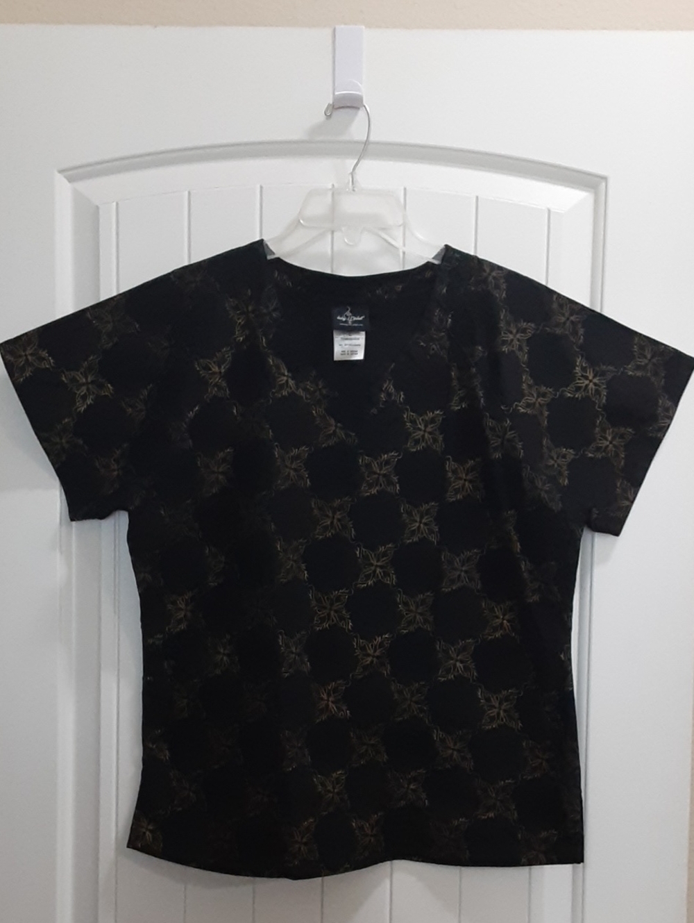 Vintage Baby Phat by Kimora Lee Simmons Black & Gold Metallic Scrub Top L
